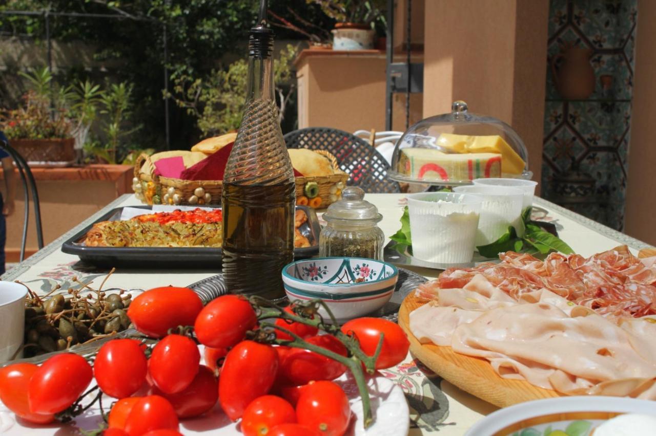 Villa Lea Монделло Екстер'єр фото