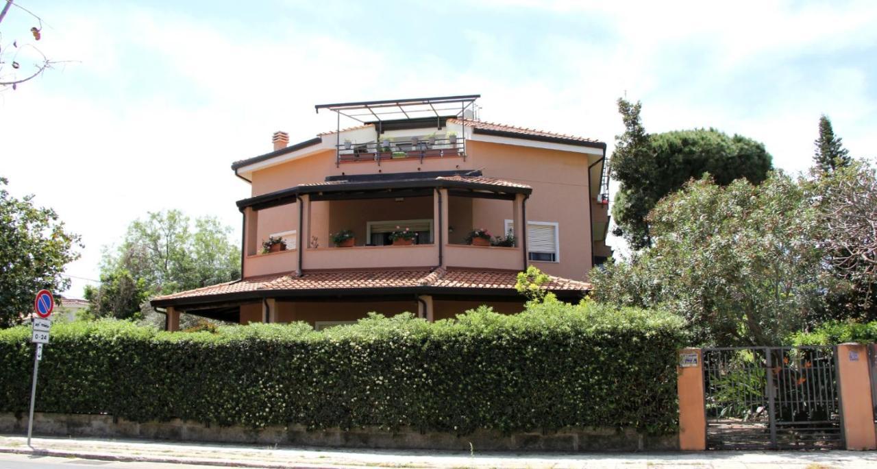 Villa Lea Монделло Екстер'єр фото