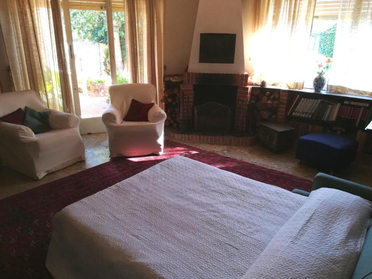Villa Lea Монделло Екстер'єр фото